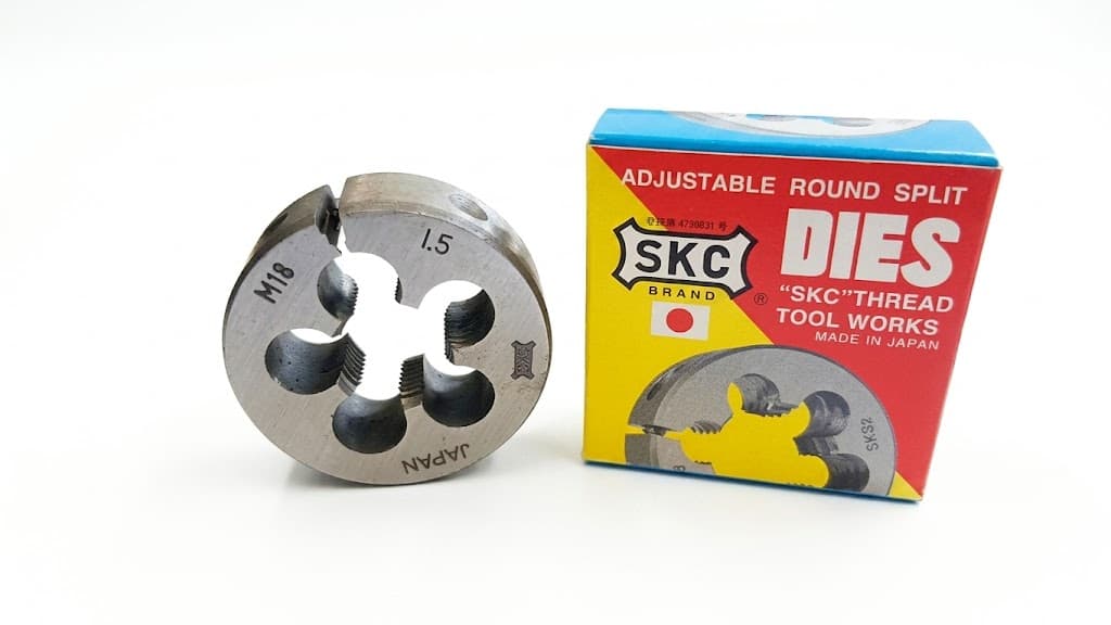 SKC JAPAN ADJUSTABLE ROUND SPLIT DIES